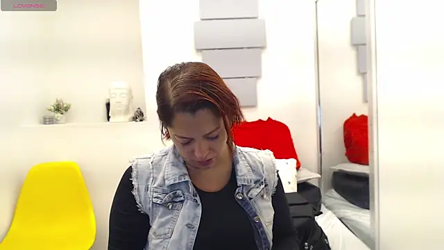 eva twiss online show from November 2025 12:10:02 PM