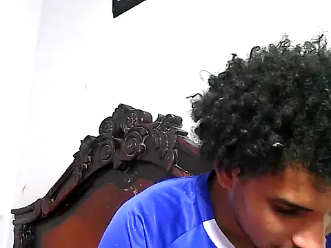 Snapshot of maick5- chatting on October 2025 06:53:02 PM maick5- online show from October 2025 06:53:02 PM