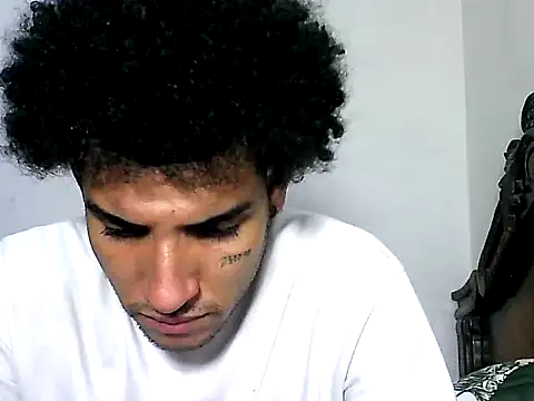 Snapshot of maick5- chatting on October 2025 03:02:01 PM maick5- online show from October 2025 03:02:01 PM