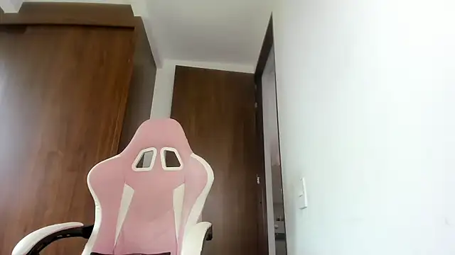 Cielo 999 online show from December 2025 01:10:02 PM