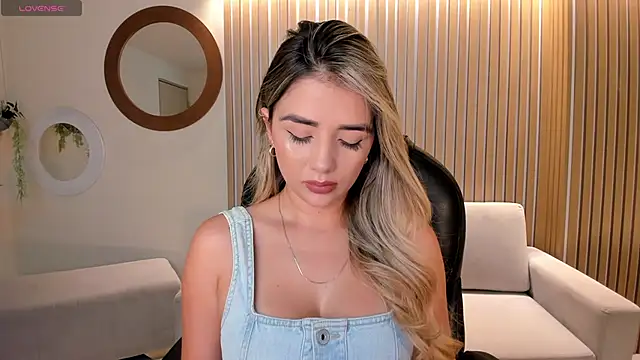 ChloePreston  online show from April 2026 11:47:01 AM