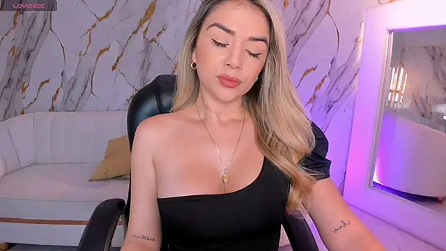 ChloePreston  online show from February 2026 11:43:02 AM