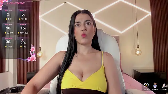 BellaClaiir online show from March 2026 02:14:02 PM