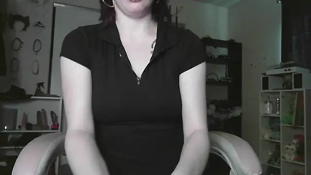 GoddessPinxx online show from June 2026 09:03:01 PM