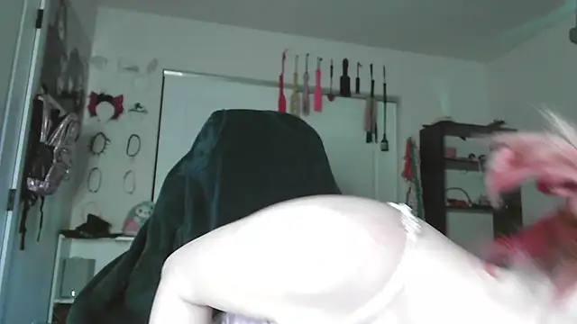 GoddessPinxx online show from May 2026 03:30:01 PM