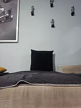 dickinyouto online show from November 2025 06:56:02 PM