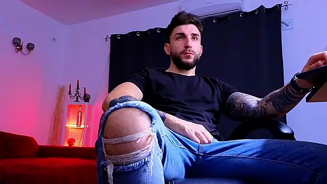 MightyAaron66 online show from November 2025 03:26:01 PM