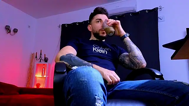 MightyAaron66 online show from April 2026 02:29:01 AM