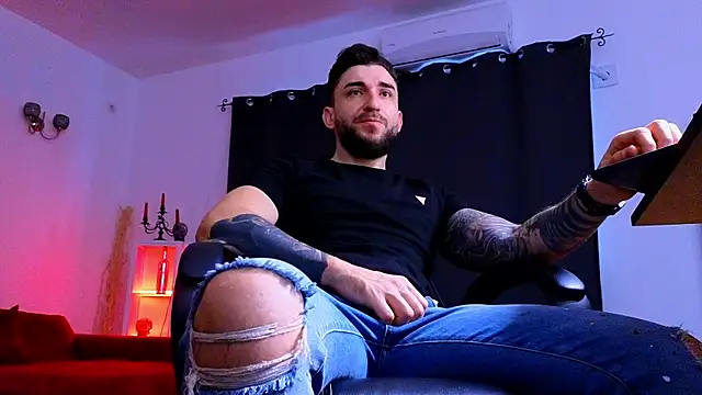 MightyAaron66 online show from January 2026 06:53:02 AM