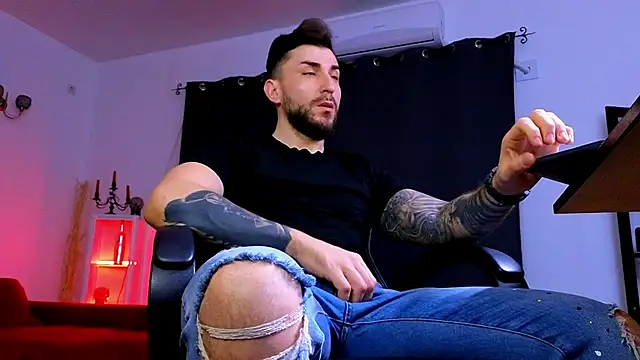 MightyAaron66 online show from February 2026 03:17:02 AM