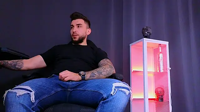 MightyAaron66 online show from March 2025 02:27:01 AM