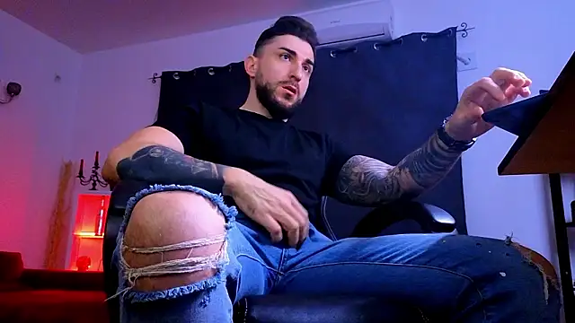 MightyAaron66 online show from March 2026 03:51:01 AM