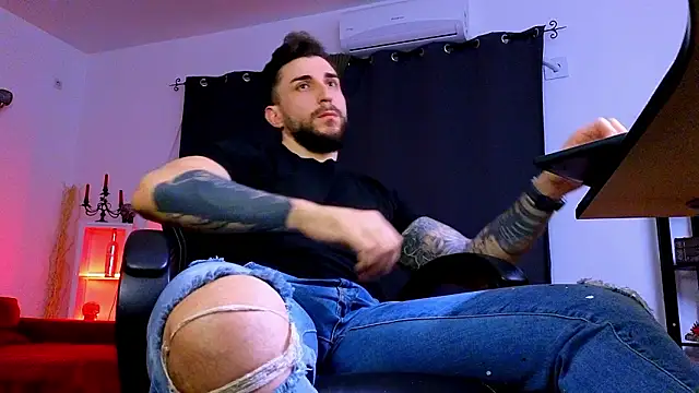 MightyAaron66 online show from March 2026 04:47:01 PM