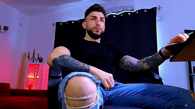 MightyAaron66 online show from February 2026 07:10:02 AM