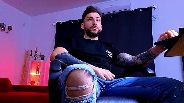 MightyAaron66 online show from February 2026 05:17:02 AM