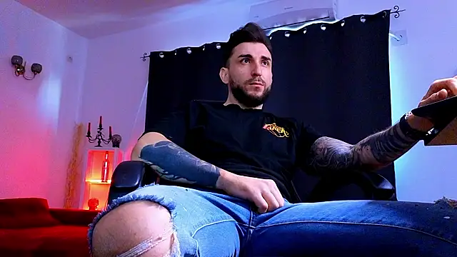 MightyAaron66 online show from February 2026 06:22:01 AM