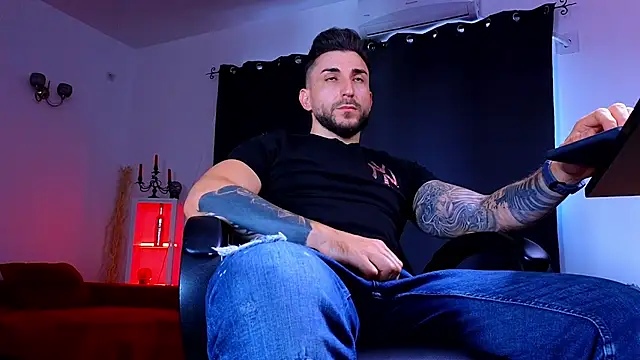 MightyAaron66 online show from September 2025 01:55:01 PM