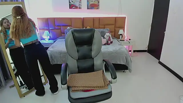 Tamy edwards online show from March 2026 07:59:01 PM