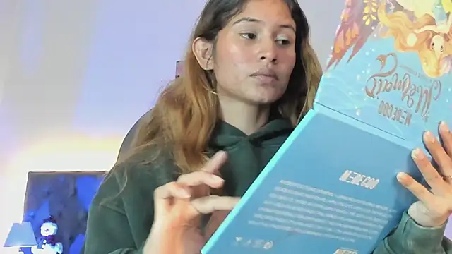 Tamy edwards online show from December 2025 08:17:02 PM