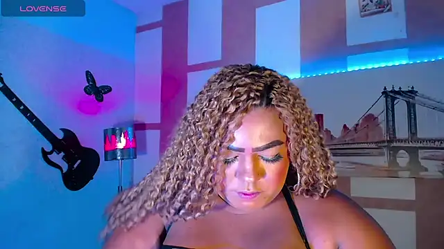 OpraxBellinda online show from December 2025 01:38:02 AM