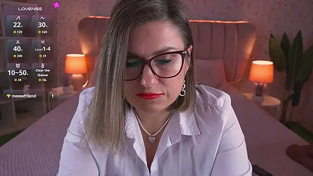 KiraRoxx online show from February 2026 06:58:01 PM