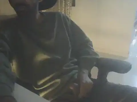 dominanthubby online show from December 2024 12:02:01 AM