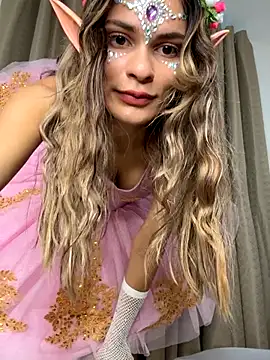 cuteluci  online show from October 2025 12:13:02 PM