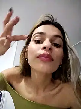 cuteluci  online show from March 2025 10:46:01 AM
