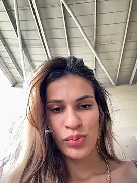 cuteluci  online show from September 2025 07:42:02 PM