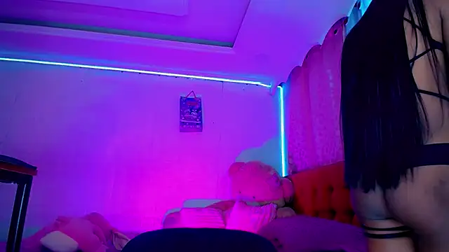 NahomiCamper online show from July 2026 12:39:01 AM