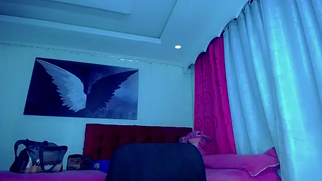 NahomiCamper online show from October 2025 11:24:02 PM