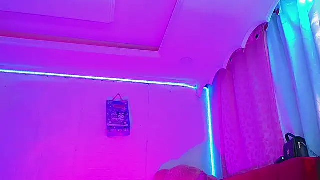 NahomiCamper online show from July 2026 12:22:02 AM