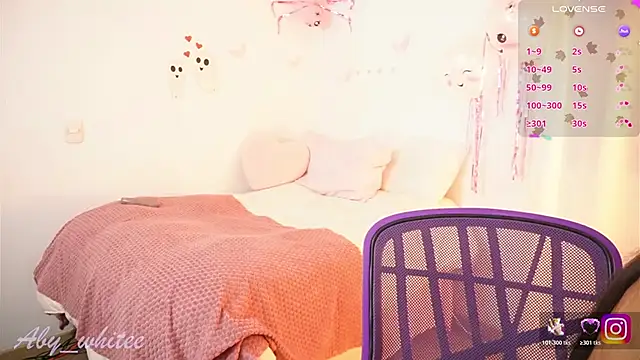 AbyWhitee online show from October 2025 03:05:02 AM