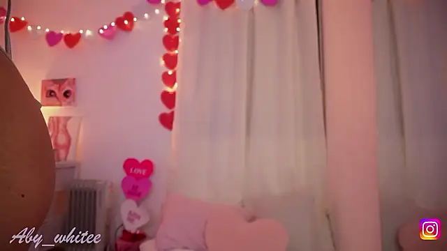 AbyWhitee online show from March 2026 06:17:01 AM