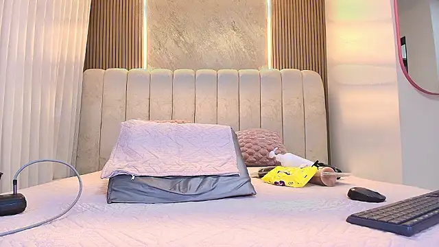 kata hazel online show from March 2026 07:17:01 PM