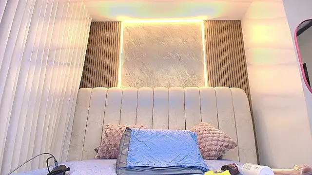 kata hazel online show from March 2026 07:19:01 PM