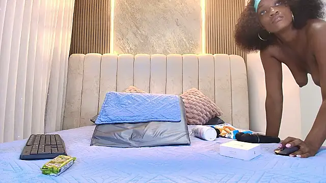 kata hazel online show from February 2026 07:25:02 PM