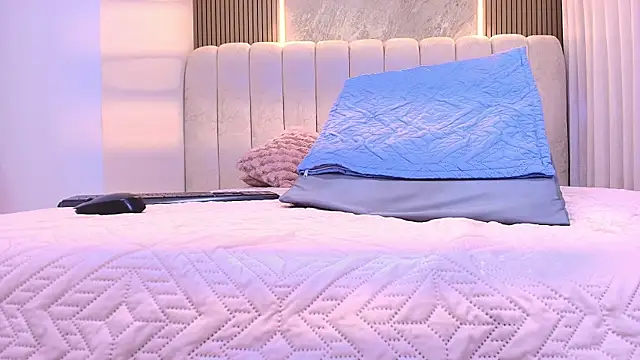 kata hazel online show from December 2025 07:24:01 PM