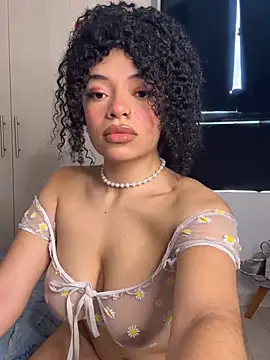 Alyssa Houston online show from February 2026 02:05:01 PM