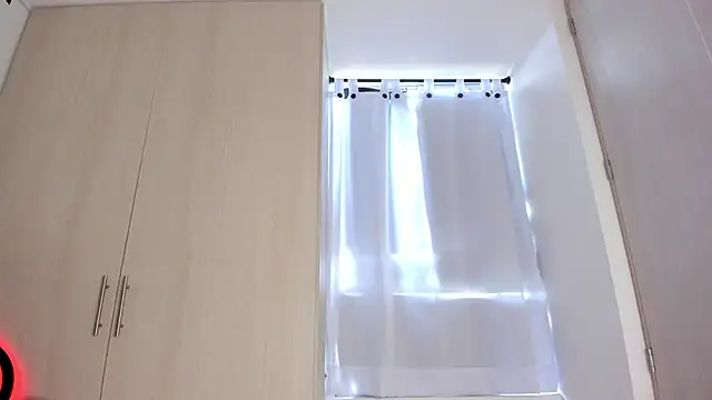 Snapshot of Alyssa_Houston chatting on February 2025 07:21:01 PM Alyssa Houston online show from February 2025 07:21:01 PM