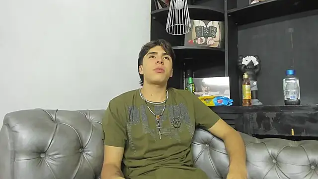 Snapshot of HeellBoy_ chatting on November 2025 01:20:01 AM HeellBoy online show from November 2025 01:20:01 AM