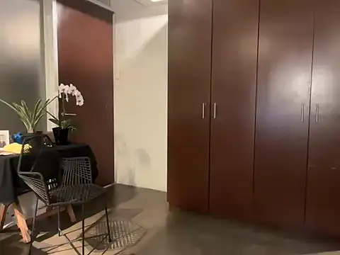 alanan881 online show from November 2025 02:37:01 AM