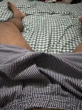 Snapshot of SL_PUSSY_EATER chatting on January 2025 04:08:01 AM SL PUSSY EATER online show from January 2025 04:08:01 AM