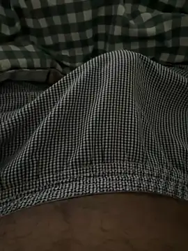 Snapshot of SL_PUSSY_EATER chatting on January 2025 01:43:01 AM SL PUSSY EATER online show from January 2025 01:43:01 AM