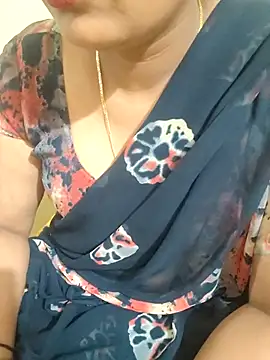 Snapshot of samitasharma chatting on July 2026 01:36:02 PM samitasharma online show from July 2026 01:36:02 PM