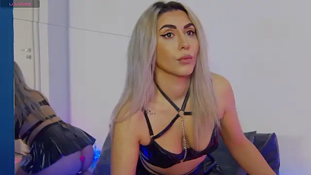 CelineMeyerr online show from March 2026 06:05:02 AM