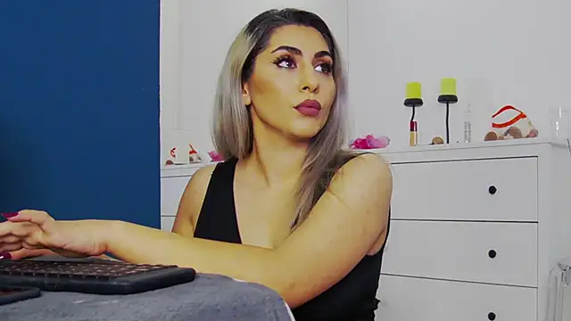 CelineMeyerr online show from November 2025 06:27:02 AM