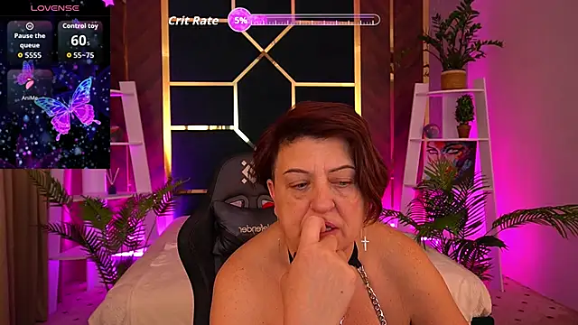 Snapshot of MilaSkyy chatting on October 2025 02:46:01 AM MilaSkyy online show from October 2025 02:46:01 AM