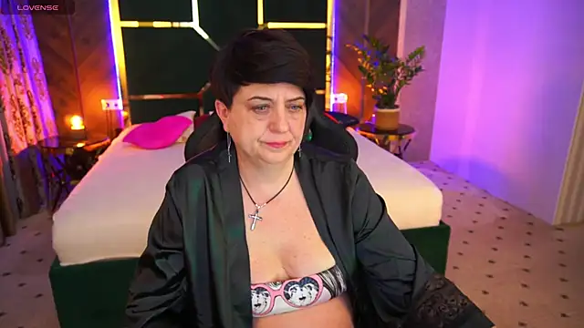Snapshot of MilaSkyy chatting on March 2025 08:10:02 PM MilaSkyy online show from March 2025 08:10:02 PM