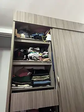 karla nill online show from March 2026 06:29:02 PM